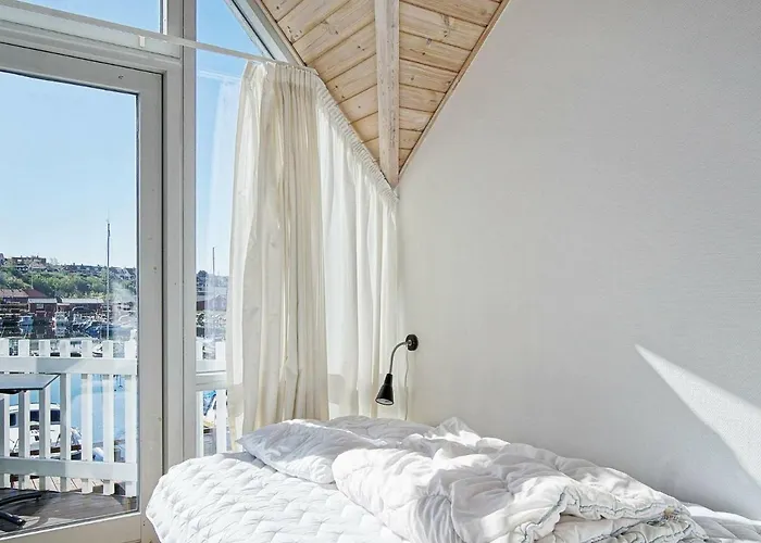 6 Person Holiday In Hasle